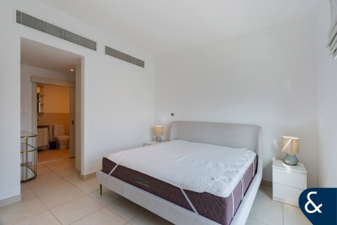 Apartment in The Views, Dubai 1 bedroom, 77 sq.m. № 88969 - photo 10