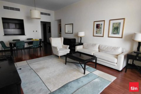 Apartment in Dubai 2 bedrooms, 156.1 sq.m. № 111034