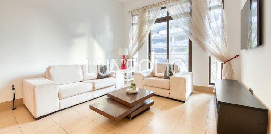 Квартира в Old Town, Дубай, 2 спальни, 126м², № 45580