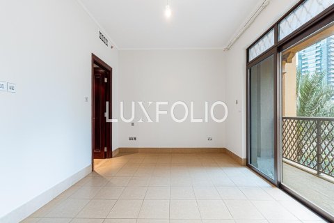 Apartment in Old Town, Dubai 3 bedrooms, 183 sq.m. № 45578 - photo 5