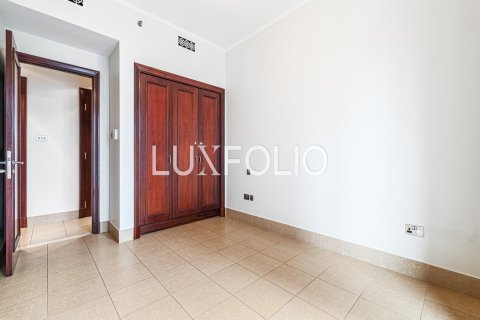 Apartment in Old Town, Dubai 3 bedrooms, 183 sq.m. № 45578 - photo 17