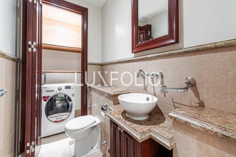 Apartment in Old Town, Dubai 3 bedrooms, 183 sq.m. № 45578 - photo 12