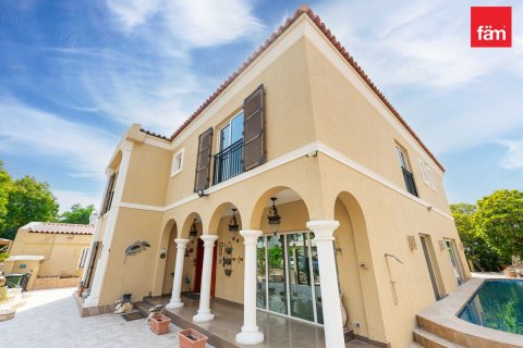 Villa en Dubai, 5 dormitorios, 793.3 m², № 134781 - foto 26