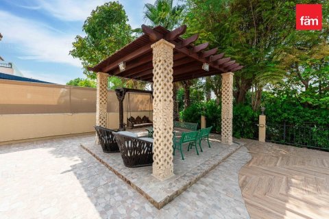 Villa en Dubai, 5 dormitorios, 793.3 m², № 134781 - foto 22