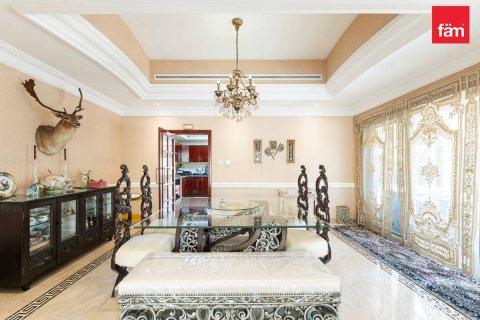 Villa en Dubai, 5 dormitorios, 793.3 m², № 134781 - foto 7