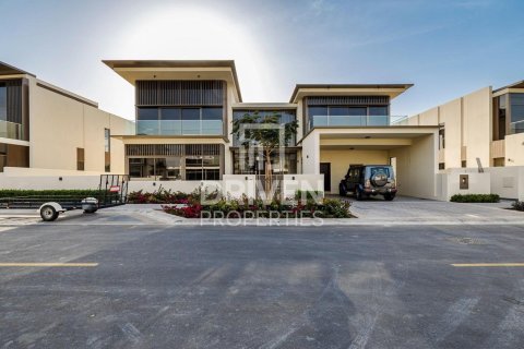 Снять в аренду виллу в Golf Place, Дубай Хилс Эстейт, Дубай: 5 спален, 705.04м², № 128892 - фото 25