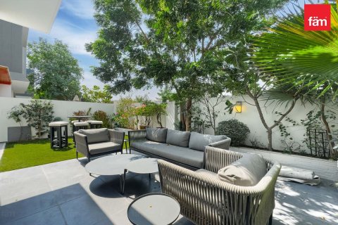 Townhouse in Jebel Ali, Dubai 3 bedrooms, 232.5 sq.m. № 137909