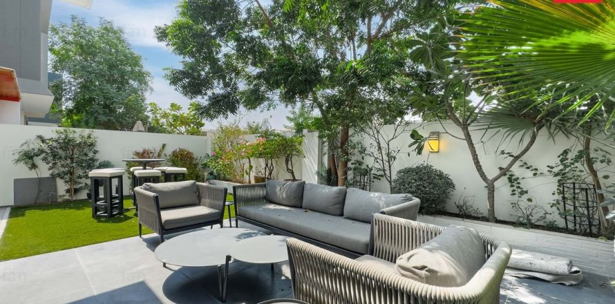 Maison de ville à Jebel Ali, Dubai, 3 chambres, 232.5 m², № 137909