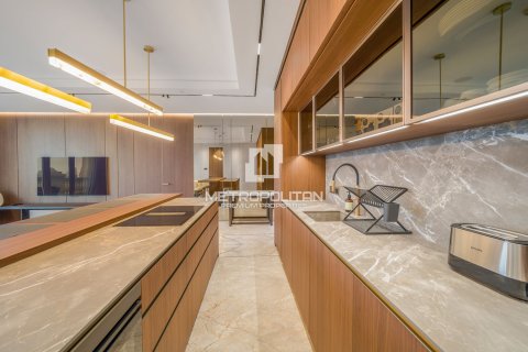 Apartment in Palm Jumeirah, Dubai 2 bedrooms, 195 sq.m. № 15014 - photo 10