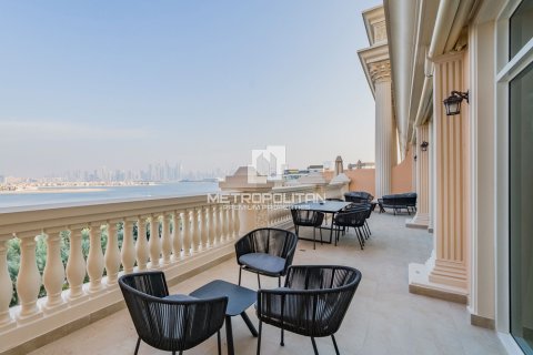 Apartment in Palm Jumeirah, Dubai 2 bedrooms, 195 sq.m. № 15014 - photo 29
