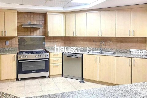 Apartamento en Shoreline Apartments, Palm Jumeirah, Dubai, 2 dormitorios, 144 m², № 44118 - foto 7