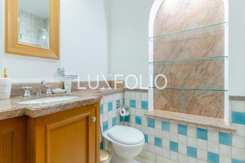 Apartment in Old Town, Dubai 2 bedrooms, 123 sq.m. № 45276 - photo 10