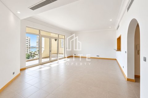 Apartamento en Shoreline Apartments, Palm Jumeirah, Dubai, 2 dormitorios, 148 m², № 142427