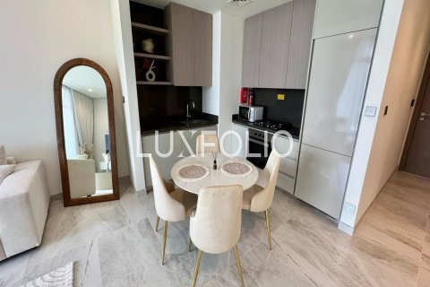 Снять в аренду квартиру в Бизнес-Бэе, Дубай: 1 спальня, 75м², № 46153 - фото 4