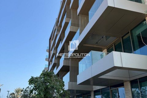 Apartment in Palm Jumeirah, Dubai 3 bedrooms, 166 sq.m. № 14902 - photo 13
