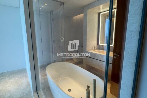 Apartment in Palm Jumeirah, Dubai 3 bedrooms, 166 sq.m. № 14902 - photo 8