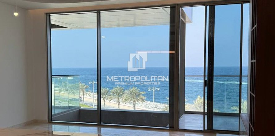 Apartment in Palm Jumeirah, Dubai 3 bedrooms, 166 sq.m. № 14902