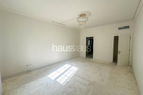 Villa in Al Barsha 1, Al Barsha, Dubai 4 bedrooms, 324 sq.m. № 45069 - photo 27