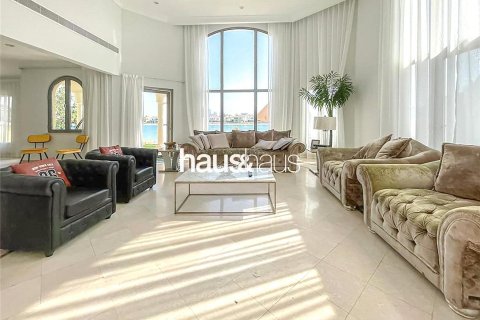 Villa in Garden Homes, Palm Jumeirah, Dubai 4 bedrooms, 465 sq.m. № 45056