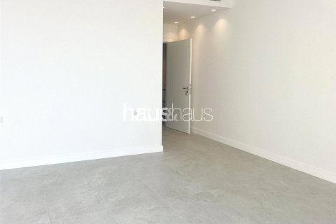 Villa in Marina Residences, Palm Jumeirah, Dubai 2 bedrooms, 380 sq.m. № 44463 - photo 14