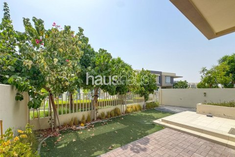 Снять в аренду виллу в Maple at Dubai Hills Estate, Дубай Хилс Эстейт, Дубай: 5 спален, 310м², № 44465 - фото 2