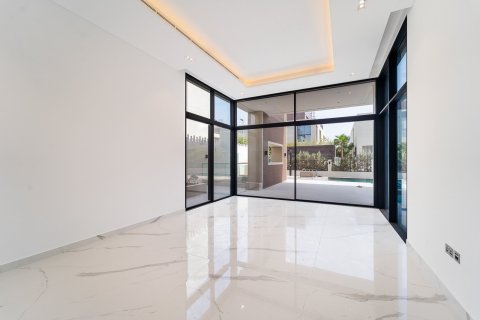 Villa in Wadi Al Safa 3, Dubai 5 bedrooms, 1012 sq.m. № 97119 - photo 28