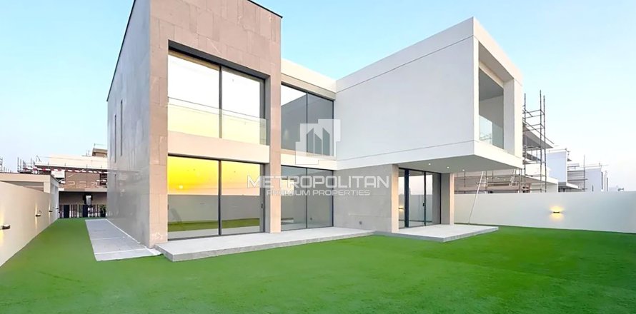 Вилла в Мохаммед Бин Рашид Сити, Дубай, 4 спальни, 615м², № 73216