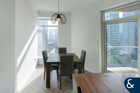Apartamento en BURJ VIEWS en Downtown Dubai (Downtown Burj Dubai), Dubai, 1 dormitorio, 85 m², № 79311 - foto 3