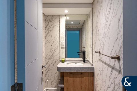 Apartamento en BURJ VIEWS en Downtown Dubai (Downtown Burj Dubai), Dubai, 1 dormitorio, 85 m², № 79311 - foto 6
