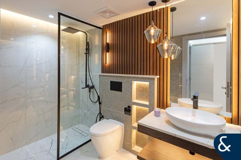 Apartamento en BURJ VIEWS en Downtown Dubai (Downtown Burj Dubai), Dubai, 1 dormitorio, 85 m², № 79311 - foto 7