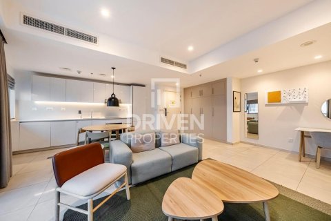 Снять в аренду квартиру в Sheikh Zayed Road, Дубай: 2 спальни, 98.11м², № 129138 - фото 5