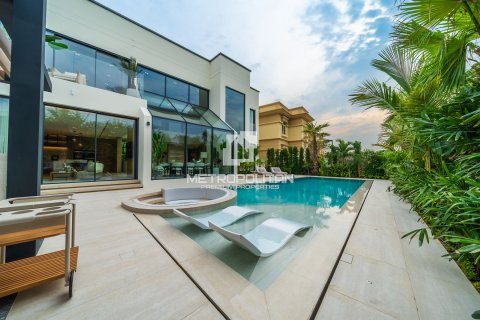 Villa en Jumeirah Islands, Dubai, 5 dormitorios, 989 m², № 74209 - foto 10