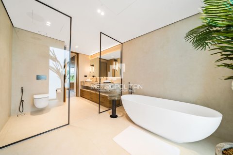 Villa en Jumeirah Islands, Dubai, 5 dormitorios, 989 m², № 74209 - foto 17