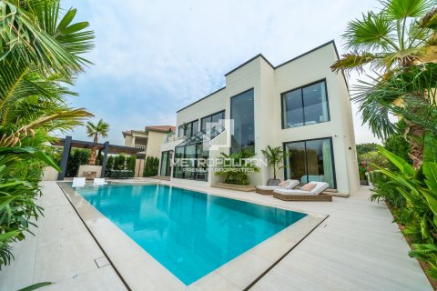 Villa en Jumeirah Islands, Dubai, 5 dormitorios, 989 m², № 74209