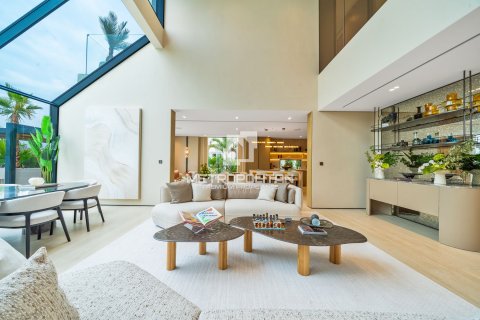 Villa en Jumeirah Islands, Dubai, 5 dormitorios, 989 m², № 74209 - foto 26
