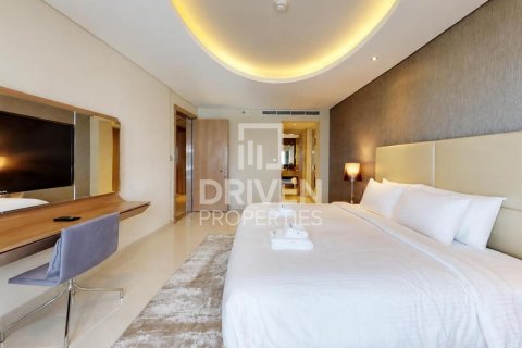 Apartment in DAMAC Towers by Paramount, Business Bay, Dubai 1 bedroom, 98.01 sq.m. № 142981 - photo 4