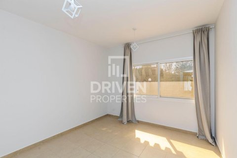 Villa à Umm Suqeim, Dubai, 5 chambres, 3716.12 m², № 128701 - photo 22