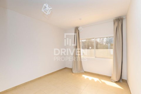 Villa à Umm Suqeim, Dubai, 5 chambres, 3716.12 m², № 128701 - photo 10