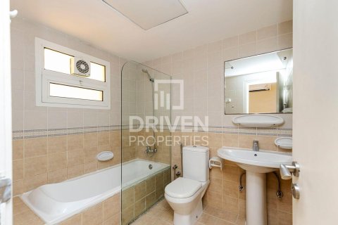 Villa à Umm Suqeim, Dubai, 5 chambres, 3716.12 m², № 128701 - photo 27