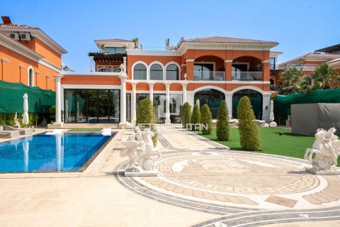 Villa in XXII Carat, Palm Jumeirah, Dubai 7 bedrooms, 1530 sq.m. № 72921 - photo 7