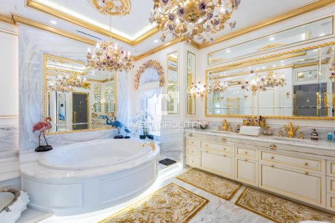 Villa in XXII Carat, Palm Jumeirah, Dubai 7 bedrooms, 1530 sq.m. № 72921 - photo 18