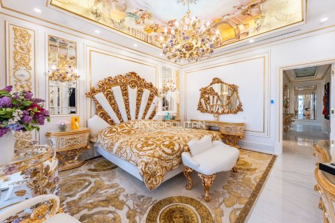 Villa in XXII Carat, Palm Jumeirah, Dubai 7 bedrooms, 1530 sq.m. № 72921 - photo 26