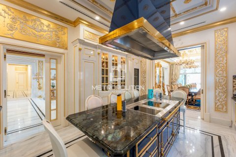 Villa in XXII Carat, Palm Jumeirah, Dubai 7 bedrooms, 1530 sq.m. № 72921 - photo 4