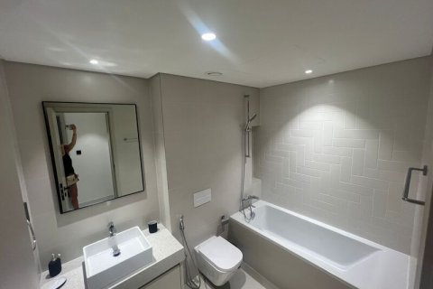 Apartment in EMAAR Beachfront, Dubai Harbour, Dubai 1 bedroom, 76.74 sq.m. № 52657 - photo 4