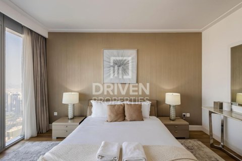 Apartment in Downtown Dubai (Downtown Burj Dubai), Dubai 3 bedrooms, 250.56 sq.m. № 140813 - photo 7