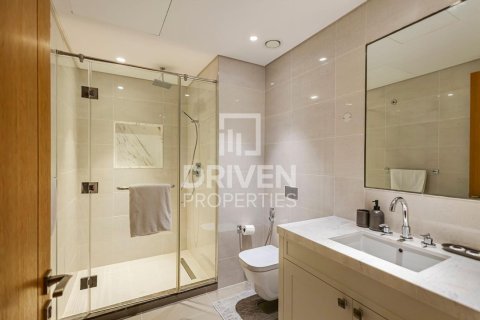 Apartment in Downtown Dubai (Downtown Burj Dubai), Dubai 3 bedrooms, 250.56 sq.m. № 140813 - photo 22