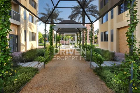 Bâtiment à Dubai Investment Park, Dubai, 1005.68 m², № 140823 - photo 13