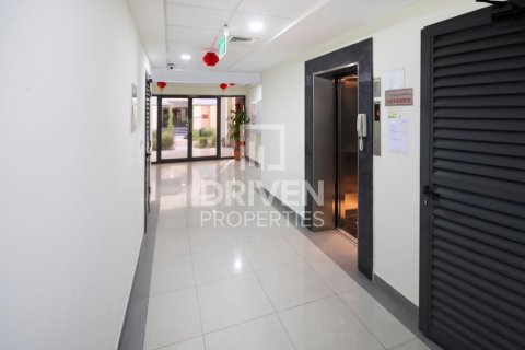 Bâtiment à Dubai Investment Park, Dubai, 1005.68 m², № 140823 - photo 6
