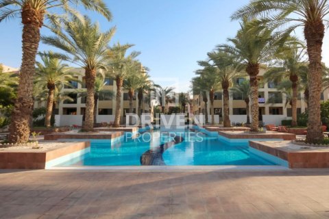 Bâtiment à Dubai Investment Park, Dubai, 1005.68 m², № 140823 - photo 3