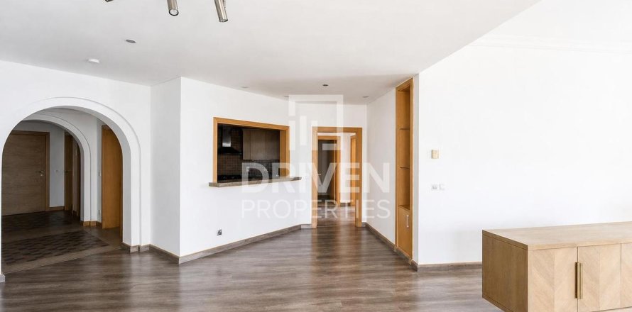 شقة في Shoreline Apartments, نخلة جميرا, دبي 3 غرف نوم, 200.21 م² رقم 141108